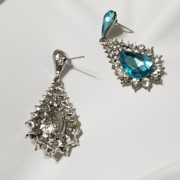 Blue earrings - Picture 3 of 4